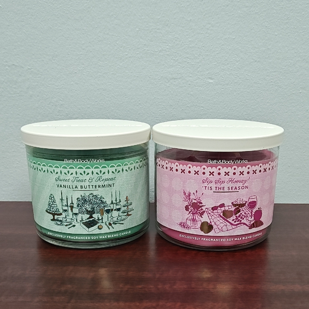 Bath & Body Works 'TIS THE SEASON  & VANILLA BUTTERMINT 3 Wick Candle Bundle